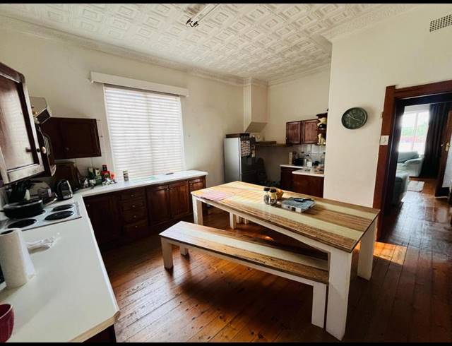 4 BEDROOM HOUSE FOR SALE IN KENSINGTON